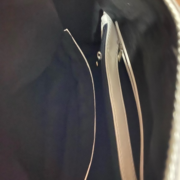 Sassy Jones purse with dust bag - Picture 8 of 16